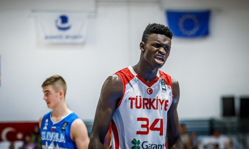 Ευρωμπάσκετ U18: Η Τουρκία στον τελικό