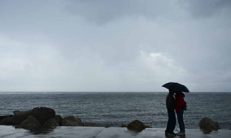 Καιρός: Βροχές και καταιγίδες στα βόρεια