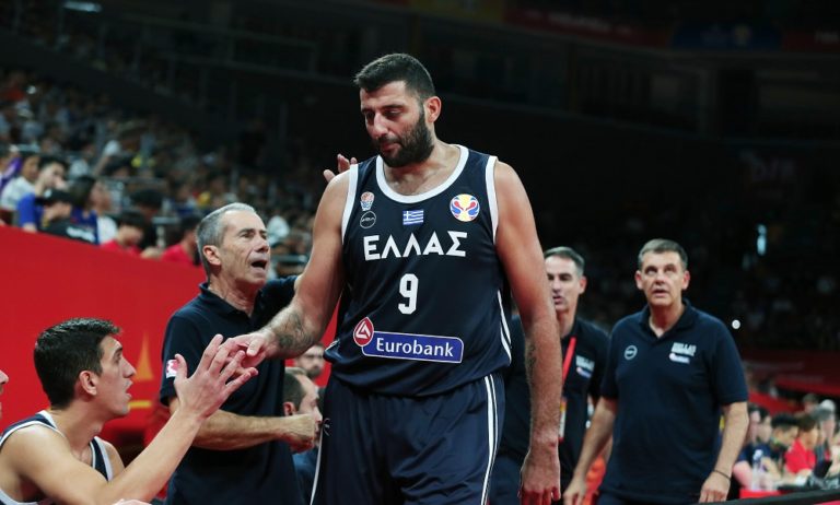 Τα δάκρυα του Μπουρούση μετά τον αποκλεισμό (vid)