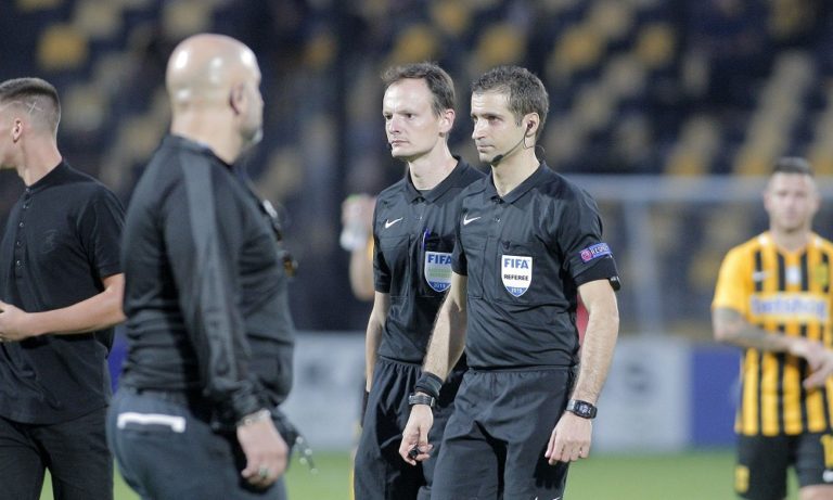 VAR με VAR έχει διαφορά. Τι έγινε σε Βικελίδης, Περιστέρι!