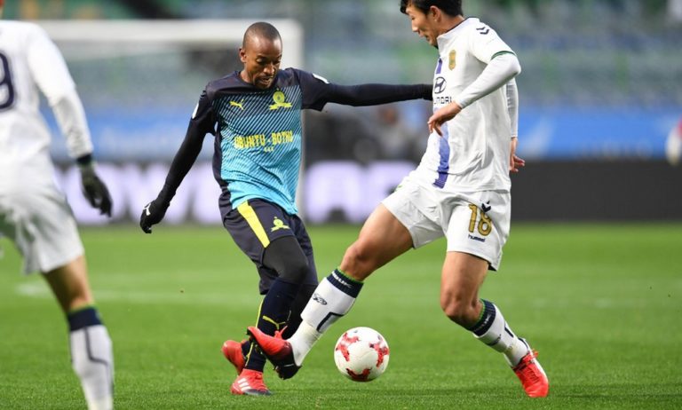 Αφρική: Ποια επίσημα; Παίκτης κάθεται με το τύμπανο (vid)