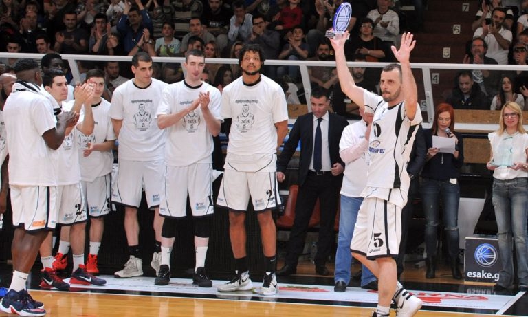 Απόλλων Πάτρας: Αποσύρει τη φανέλα του Νίκου Αργυρόπουλου