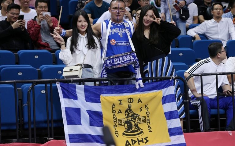 Ο Άρης «πήγε» Μουντομπάσκετ! (pics)