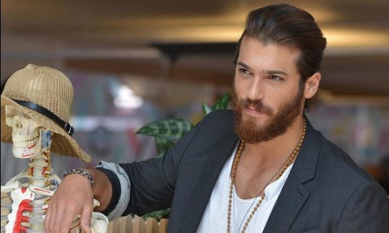 Τζαν Γιαμάν: Η απάντησή του για την χειρονομία στην Ακρόπολη (vid)