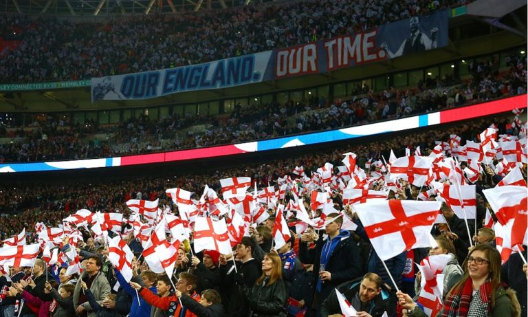 Χοσέ 7/9: Ποντάρισμα στις κάρτες στο Λονδίνο