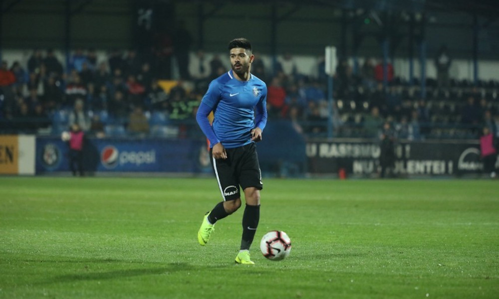 «Η ΑΕΚ θέλει τον Ρουμάνο Βίνα για αντί-Μάνταλο»