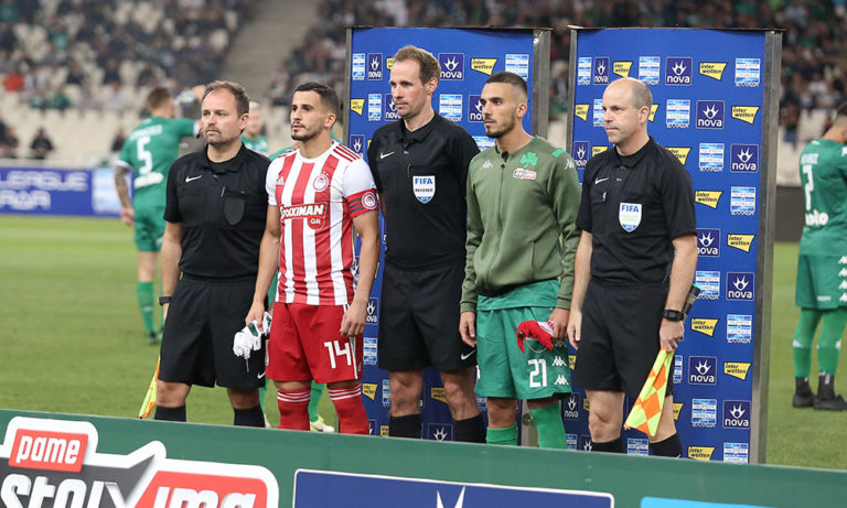 Παναθηναϊκός – Ολυμπιακός: Διαμαρτυρία στη σέντρα