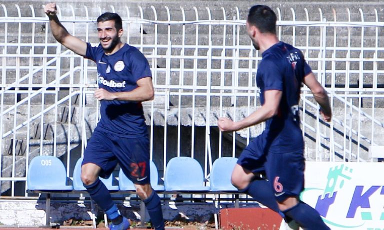 Ιωνικός: Στα «κυανόλευκα» ο Σμυρλής