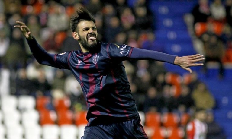 Λαμία: «Κλείνει» τον Ισπανό μέσο Τιρόνε