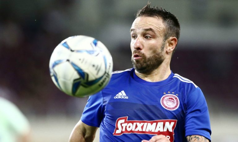 Βαλμπουενά: «Είναι ντροπή αυτό το γήπεδο» (pic)