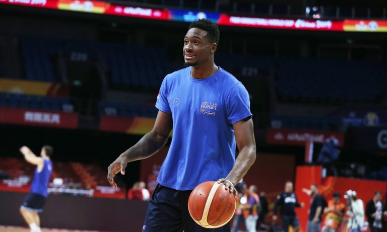 Θανάσης Αντετοκούνμπο: Παρών με Τσεχία!