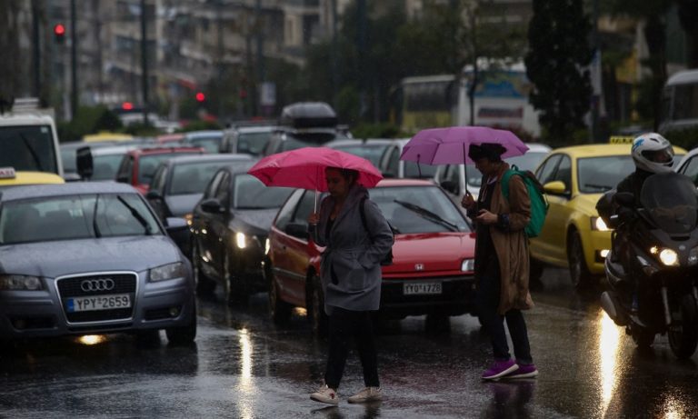 Καιρός: Μεγάλη πτώση θερμοκρασίας, βροχές, χαλάζι