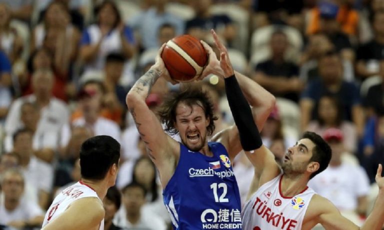 Μπάλβιν για Μπουρούση: «Μου πήρε την θέση στην Γκραν Κανάρια!» (vid)