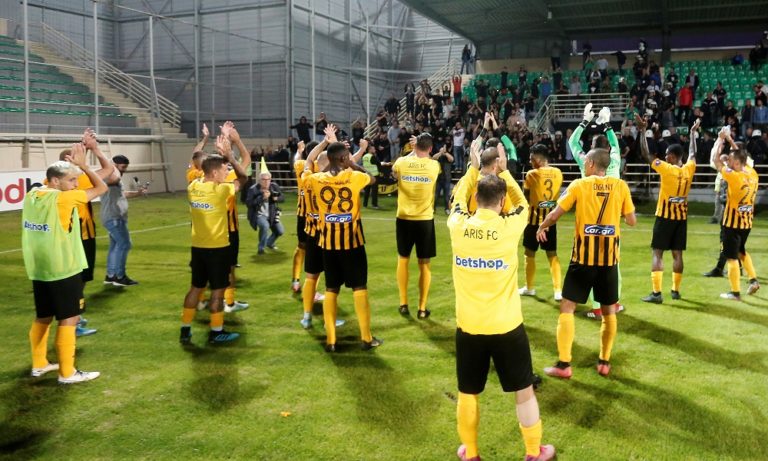 To «Vamos Aris» του Ιντέγε και η αποθέωση του κόσμου από τους παίκτες (vid+pics)