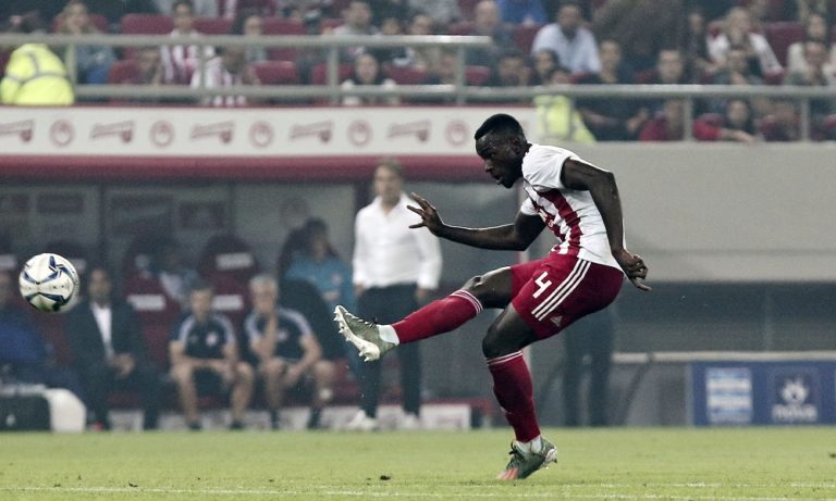 Ολυμπιακός: Η οδηγία Μαρτίνς σε Καμαρά στο ημίχρονο