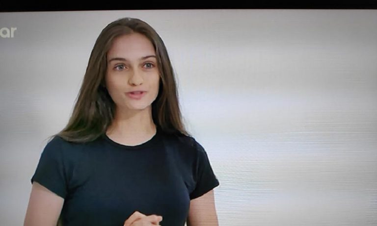 GNTM: Η Κωνσταντίνα νικήτρια της πρώτης δοκιμασίας! (vid)