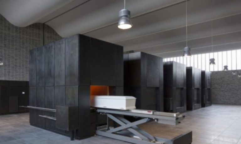 Καύση νεκρών: Το πρώτο αποτεφρωτήριο στην Ελλάδα