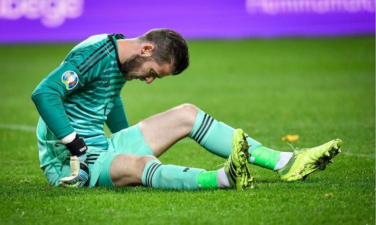 Ντε Χέα: Πρώτα απέκρουσε εντυπωσιακά, μετά τραυματίστηκε (vids)