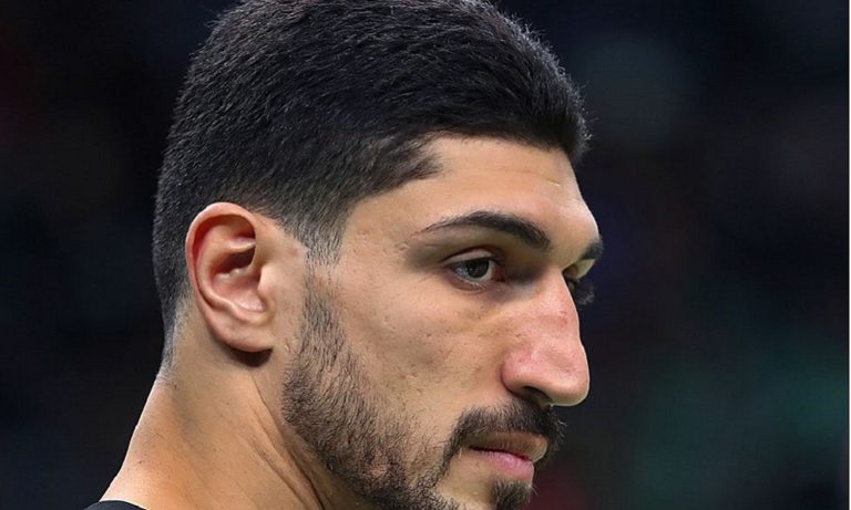 Ενές Καντέρ: «Είμαι κάτι παραπάνω από αθλητής»