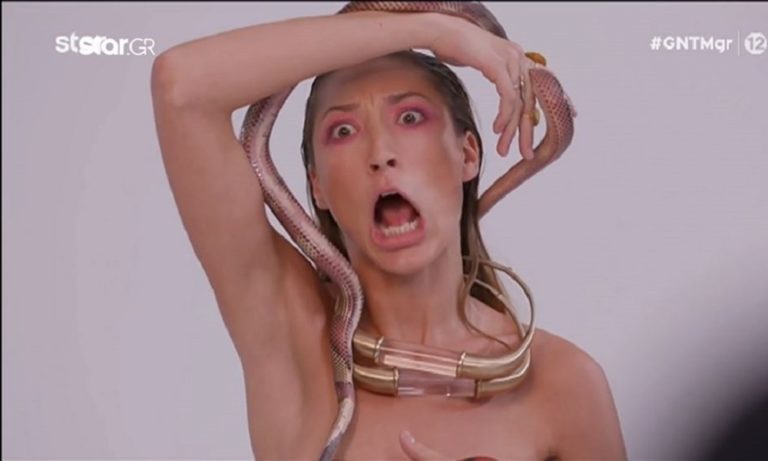 GNTM 2: Της μπήκε το φίδι στο παντελόνι (vid)