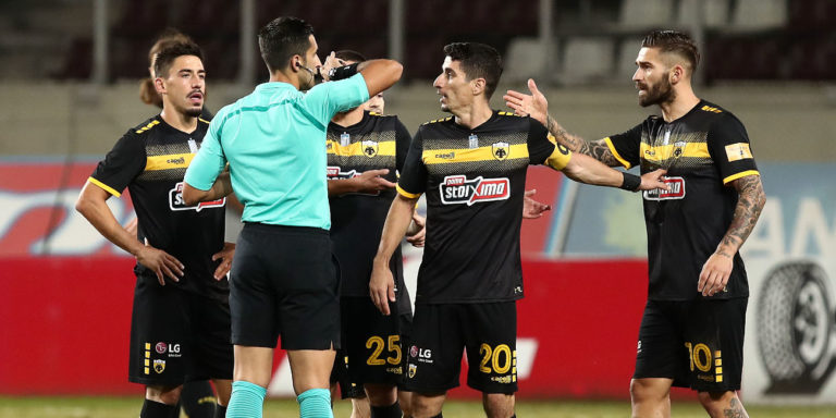 ΑΕΚ: Απών ο Βράνιες από την προπόνηση