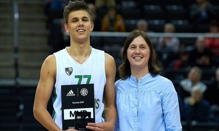 Ενας 18χρονος παίζει Euroleague αλλά όχι Basket League!