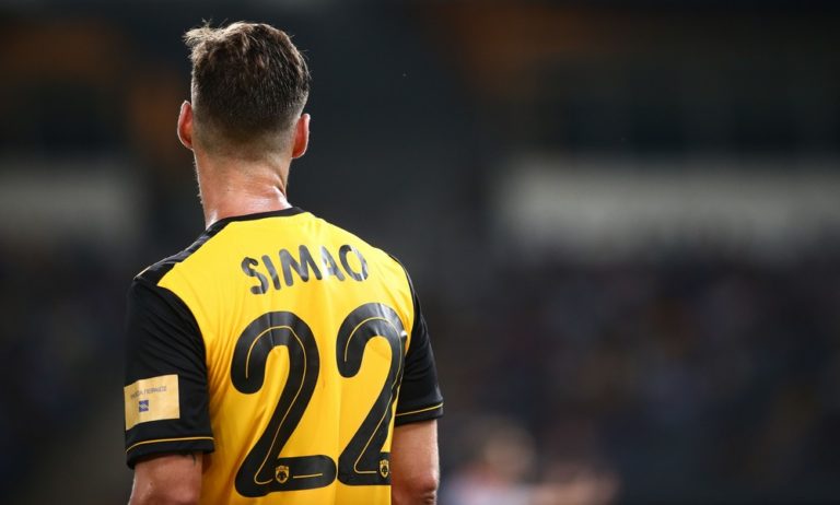 Σιμάο: «Ρατσιστές οι Βούλγαροι οπαδοί»