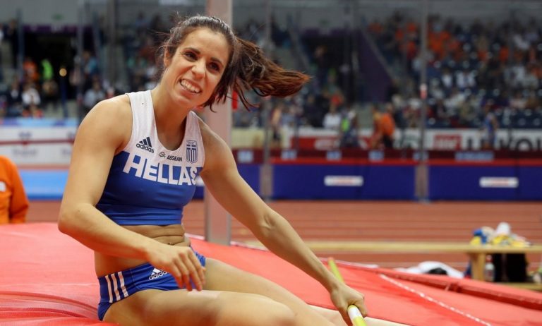 Ιστορική στιγμή για τον ελληνικό στίβο η συμμετοχή της Στεφανίδη στο πανελλήνιο κλειστού!