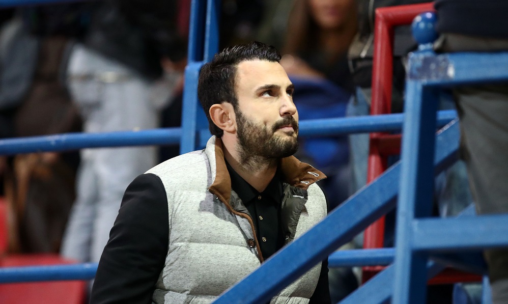 Οργή Καρυπίδη, τα «έχωσε» στους παίκτες!