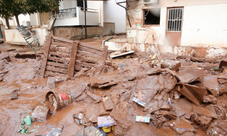 Μάνδρα: Δύο χρόνια μετά τη φονική πλημμύρα (vids)