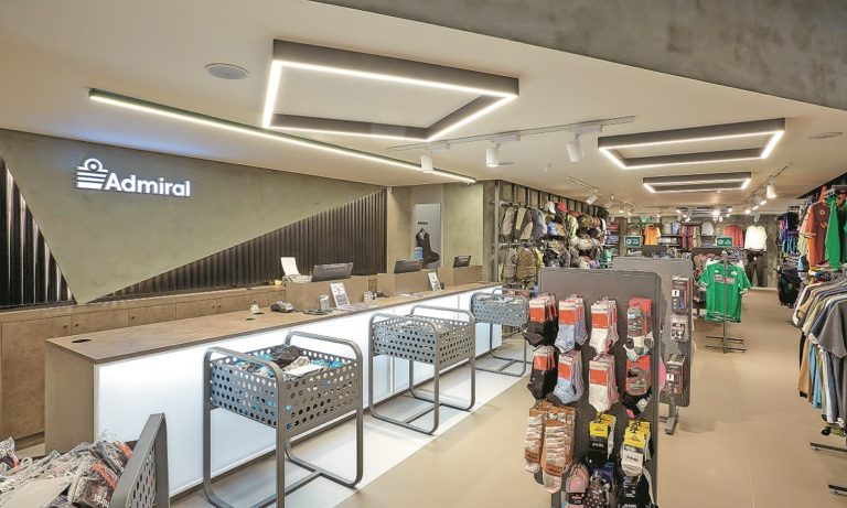 Admiral: Εγκαίνια πολλών αστέρων για το νέο κατάστημα της στην Αργυρούπολη