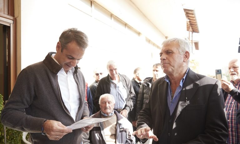 Μητσοτάκης σε ΠΑΟΚτσάκια: «Κανέναν Ολυμπιακό έχουμε; Μπα…» (vid)