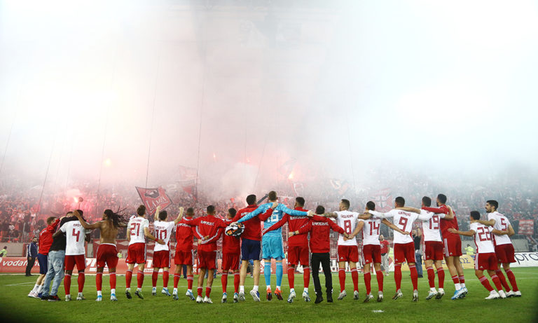 Θύρα 7 σε παίκτες: «Θα ματώσετε για τη φανέλα όπως εμείς»