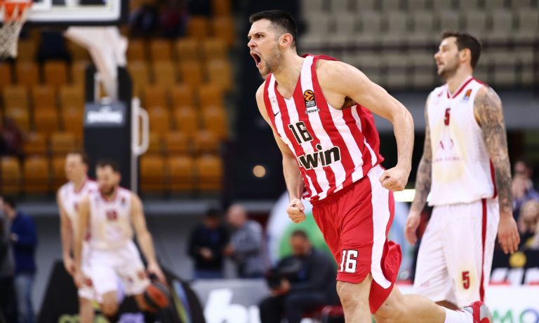 Ολυμπιακός- Αρμάνι 91-70: Την κουρέλιασε!