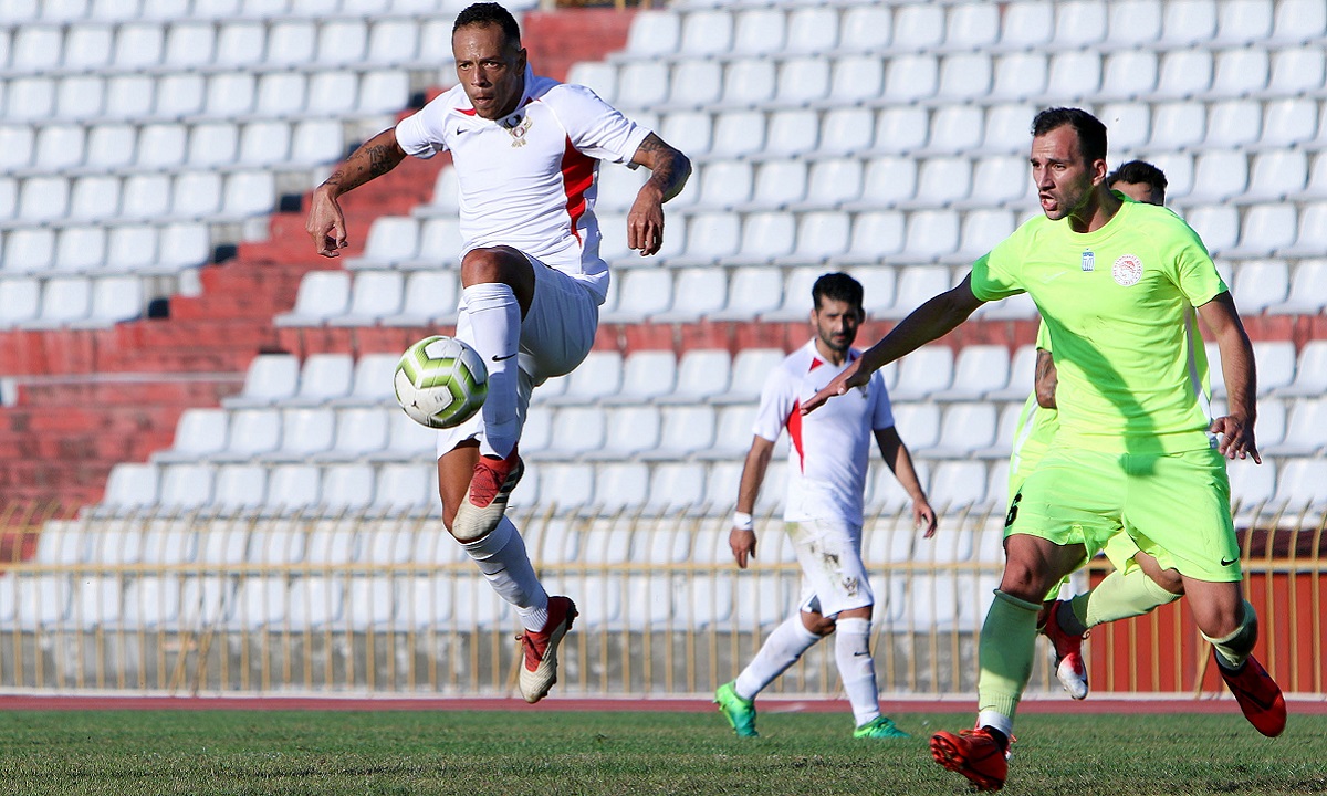 Αλμωπός: Ψάχνει το «μπαμ» με τον Μπρίτο!