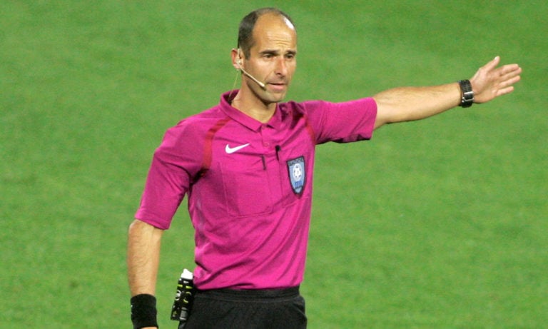 Super League: Καραντώνης στο Αγρίνιο, Φωτιάς στην Τούμπα