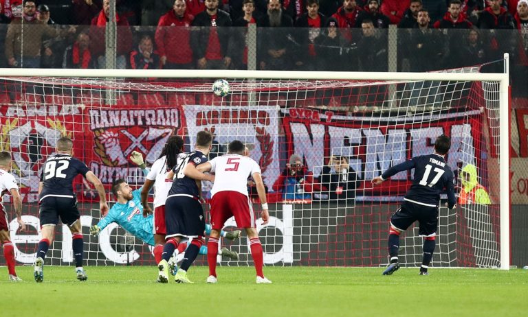 Ολυμπιακός – Ερυθρός Αστέρας: Η μεγάλη ευκαιρία του Ελ Αραμπί (vid)