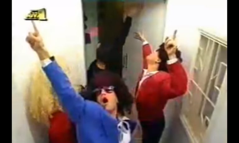 Είναι κλασικό – Τα κάλαντα από τους ΑΜΑΝ (vid)