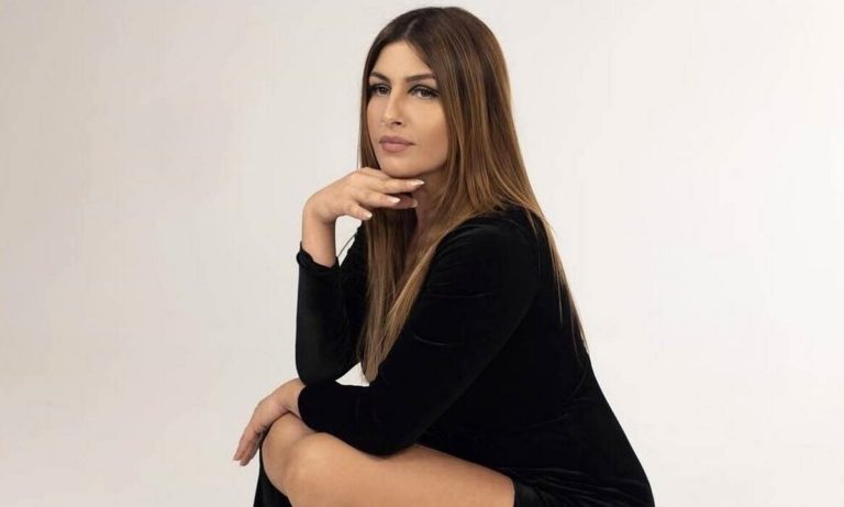 The Voice: Αυτή ήταν η πιο σέξι εμφάνιση της Παπαρίζου (pics-vid)