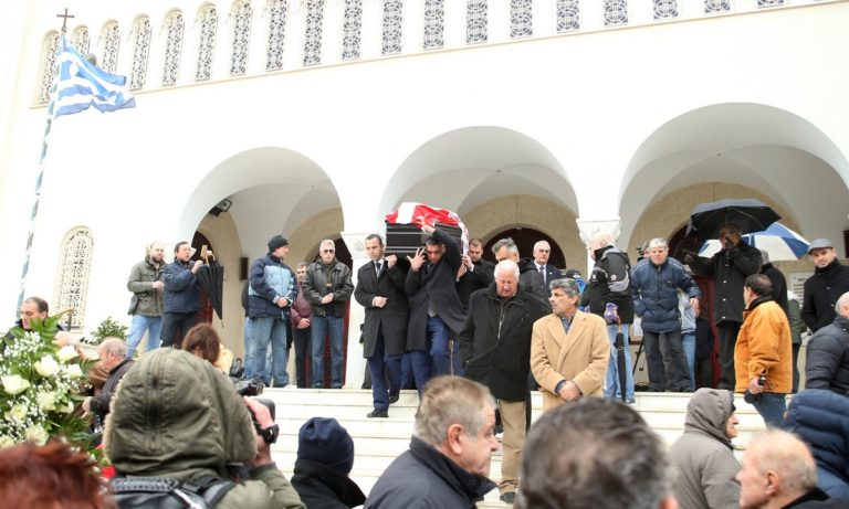 Ηλίας Ρωσίδης: Όλοι ήταν εκεί στο «ύστατο χαίρε» (pics)