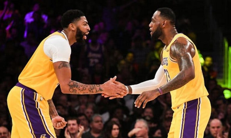 NBA: Χωρίς… φρένα Λέικερς και Χάρντεν (vids)