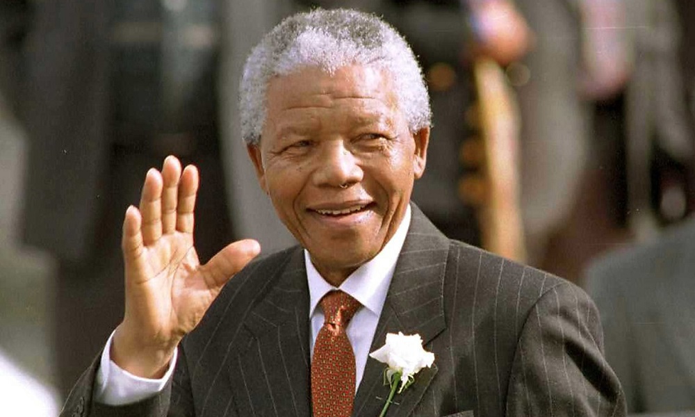 Σαν σήμερα 5 Δεκεμβρίου: 6 χρόνια από τον θάνατο του Νέλσον Μαντέλα