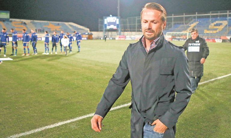 Ξάνθη: Άλλοι τα γένια και άλλοι τα… χτένια