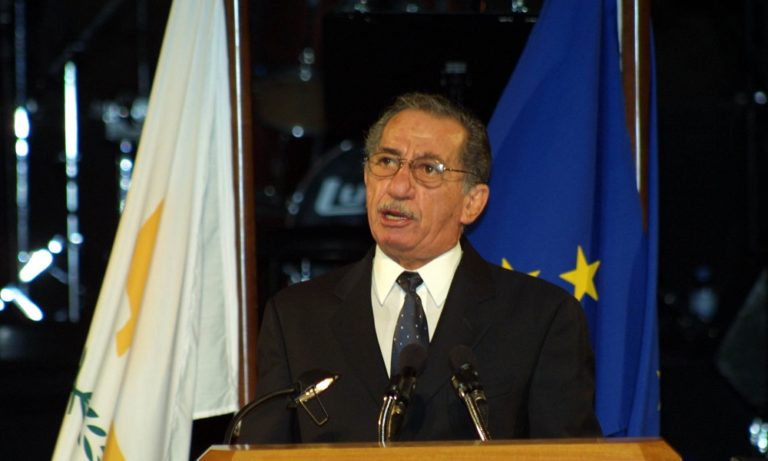 Σαν σήμερα 12/12: «Φεύγει» ο πρώην Πρόεδρος της Κύπρου, Τάσσος Παπαδόπουλος