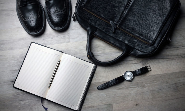 Style Keeper: Οxford ή Derby; Στο κλασικό ντέρμπυ των παπουτσιών έχουμε νικητή