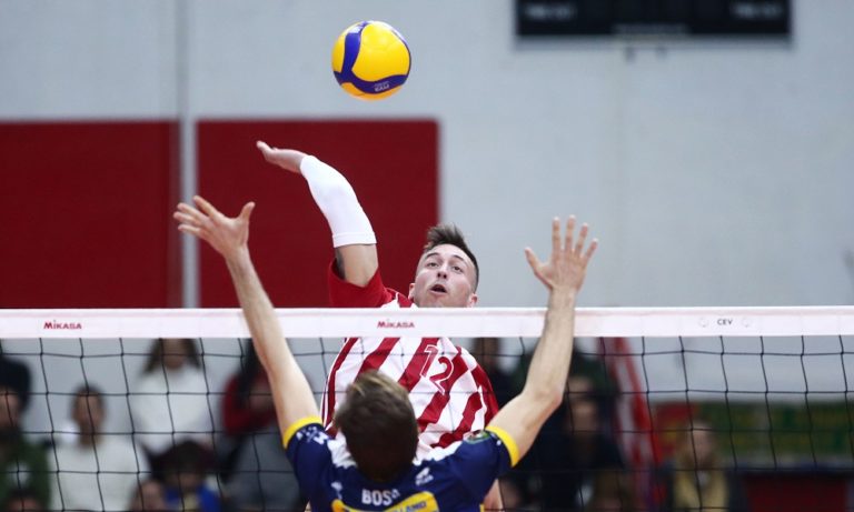 Oλυμπιακός – Μόντενα 2-3: Έπεσε ηρωικά σε ματς-διαφήμιση