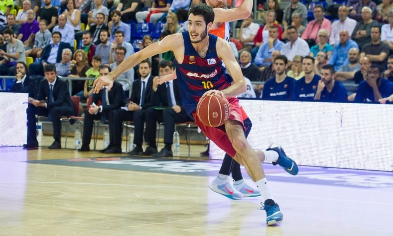 Τα τρομερά παπούτσια του Αμπρίνες με τον Κόμπι Μπράιαντ (vid)