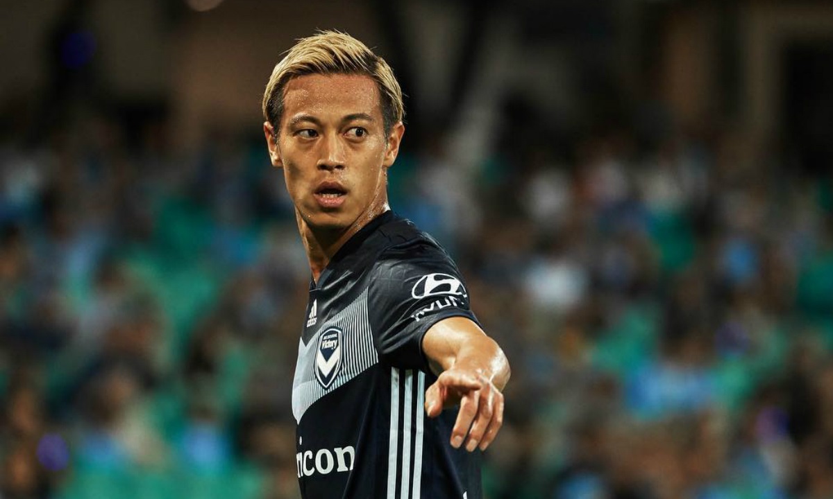 Μποταφόγκο: Με άρωμα… Gameboy ανακοίνωσε τον Χόντα (vid)