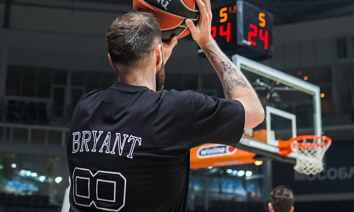 Χίμκι: Έτσι τίμησαν την μνήμη του Κόμπι Μπράιαντ (pics)