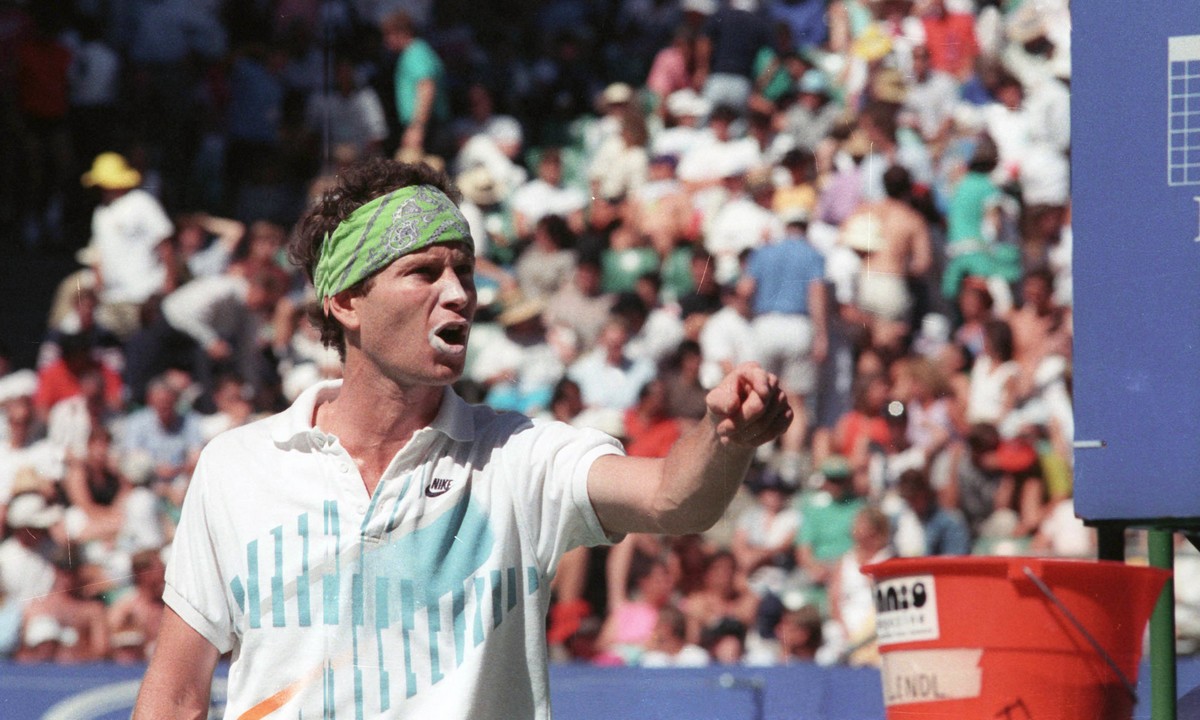 Όταν ο John McEnroe αποβλήθηκε από το Australian Open (vid)